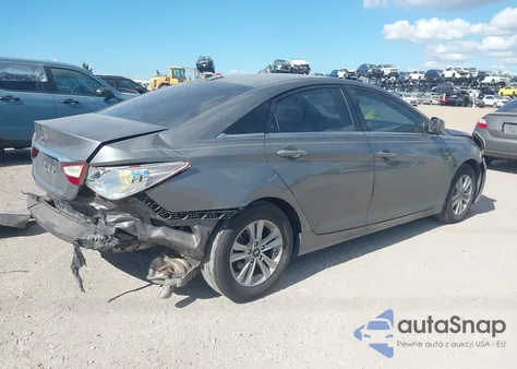 2013 Hyundai Sonata Gls z USA, uszkodzony, nr VIN 5NPEB4ACXDH618435
